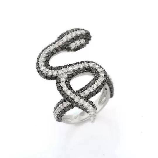 18K Gold Black & White Diamond Snake Ring