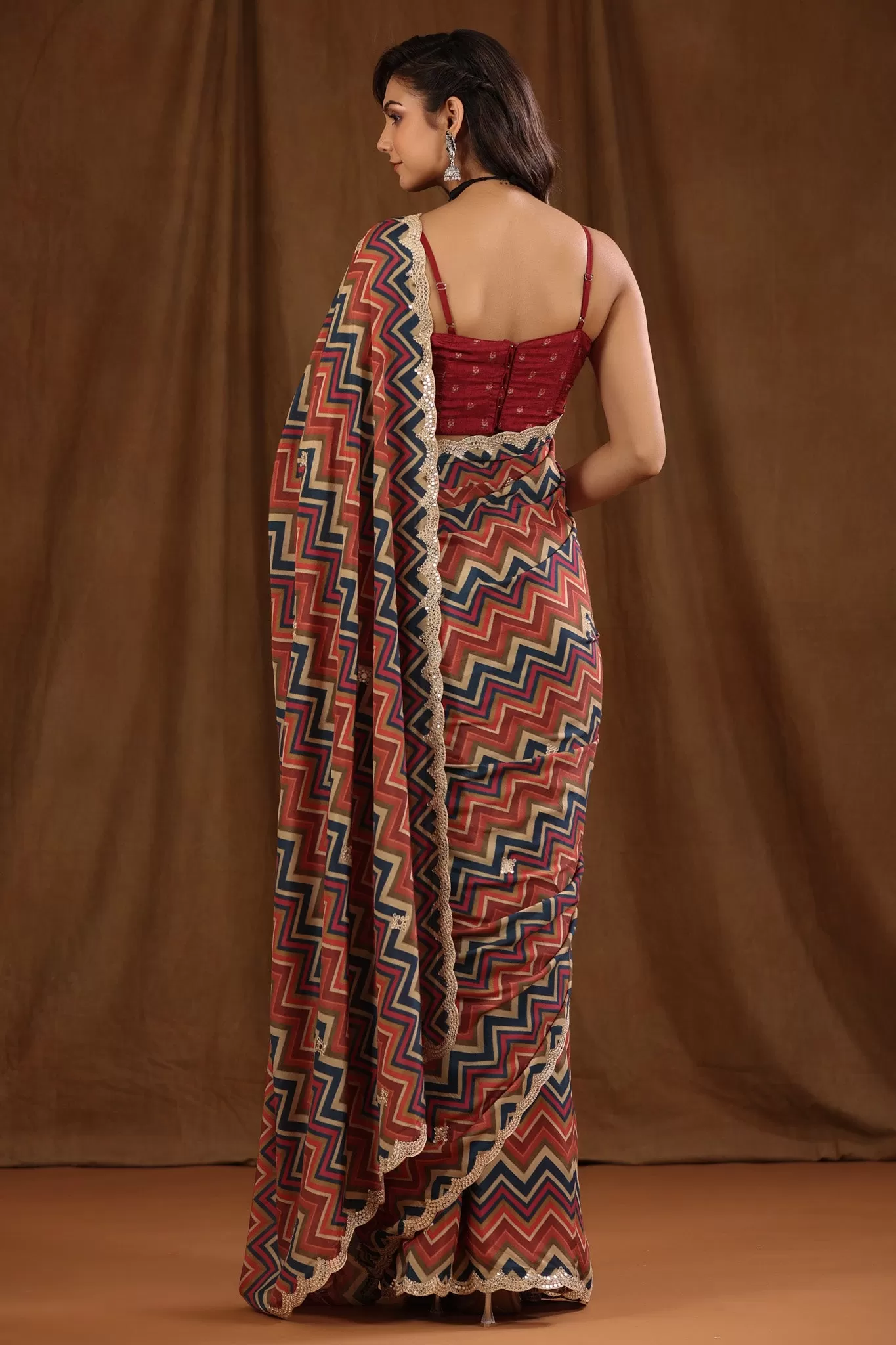 90Z703-NRO Multicolor Chevron Pattern Crepe Georgette Saree