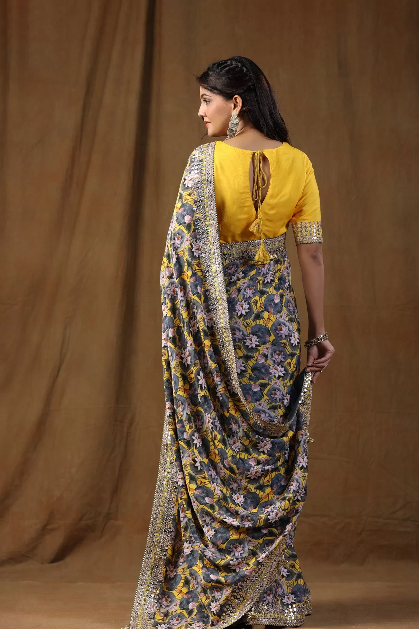 91Z112-NRO Yellow and Grey Floral Print Crepe Saree with Embroidered Border