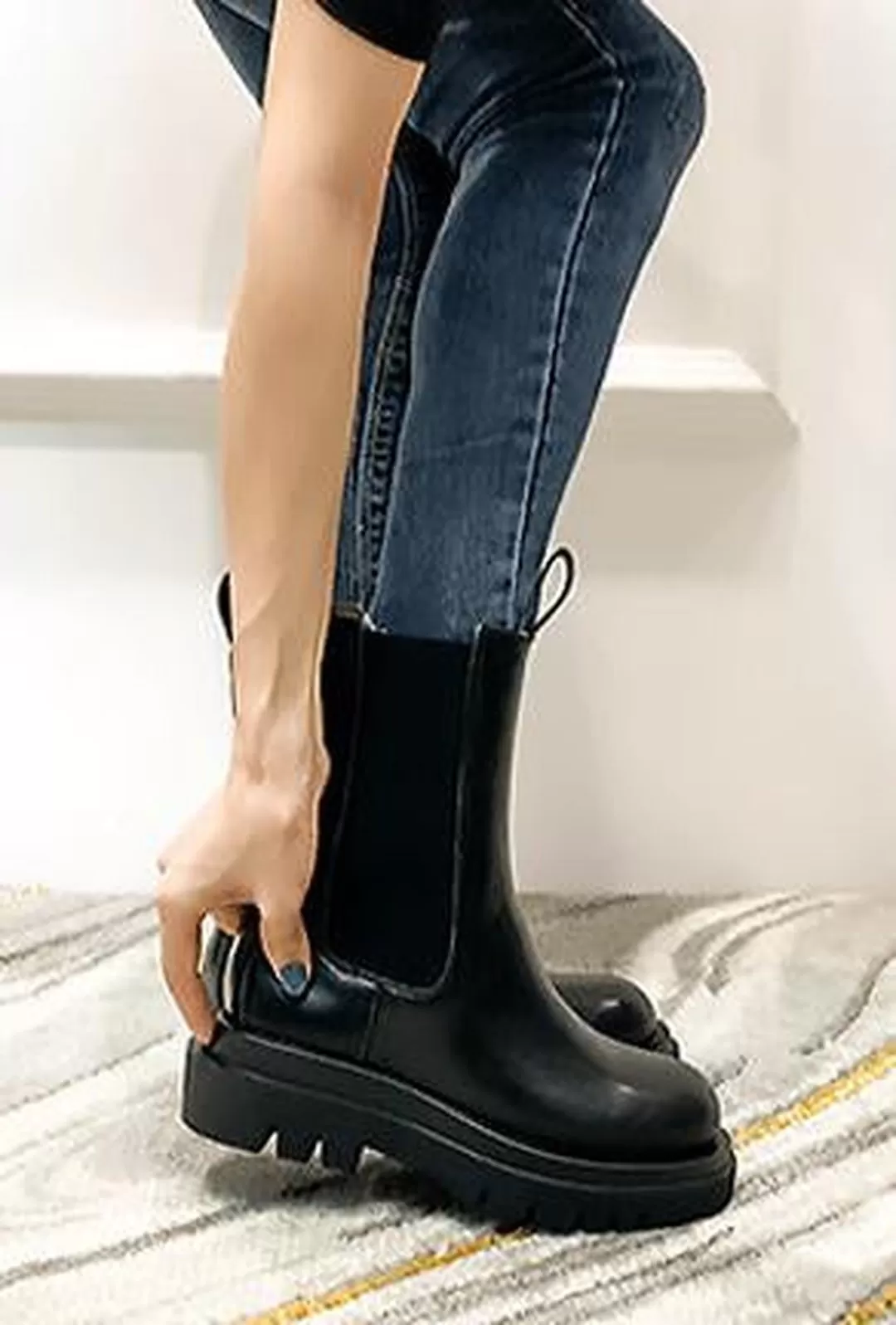 BETINA - CHUNKY CHELSEA BOOTS