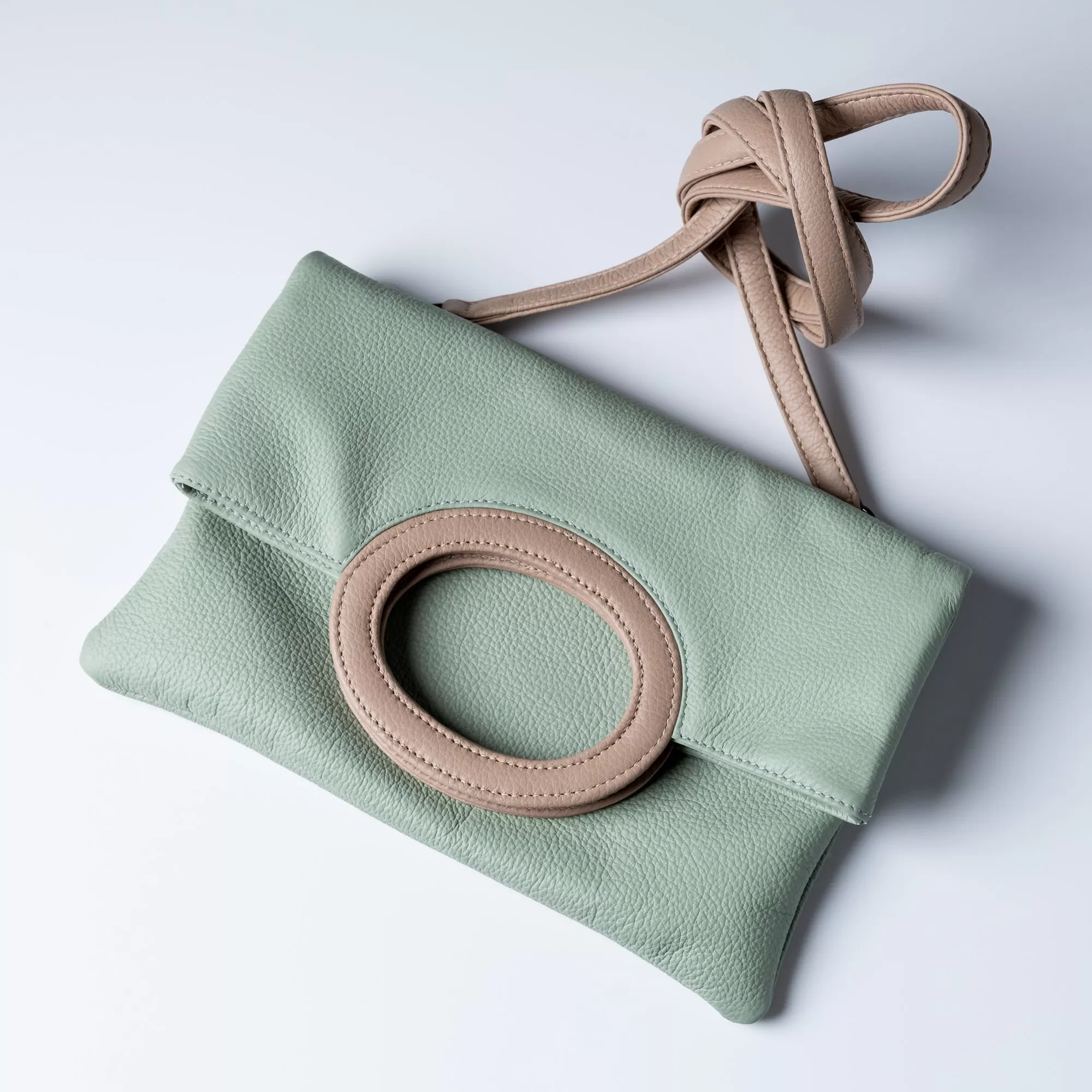 Mint Three Way Clutch