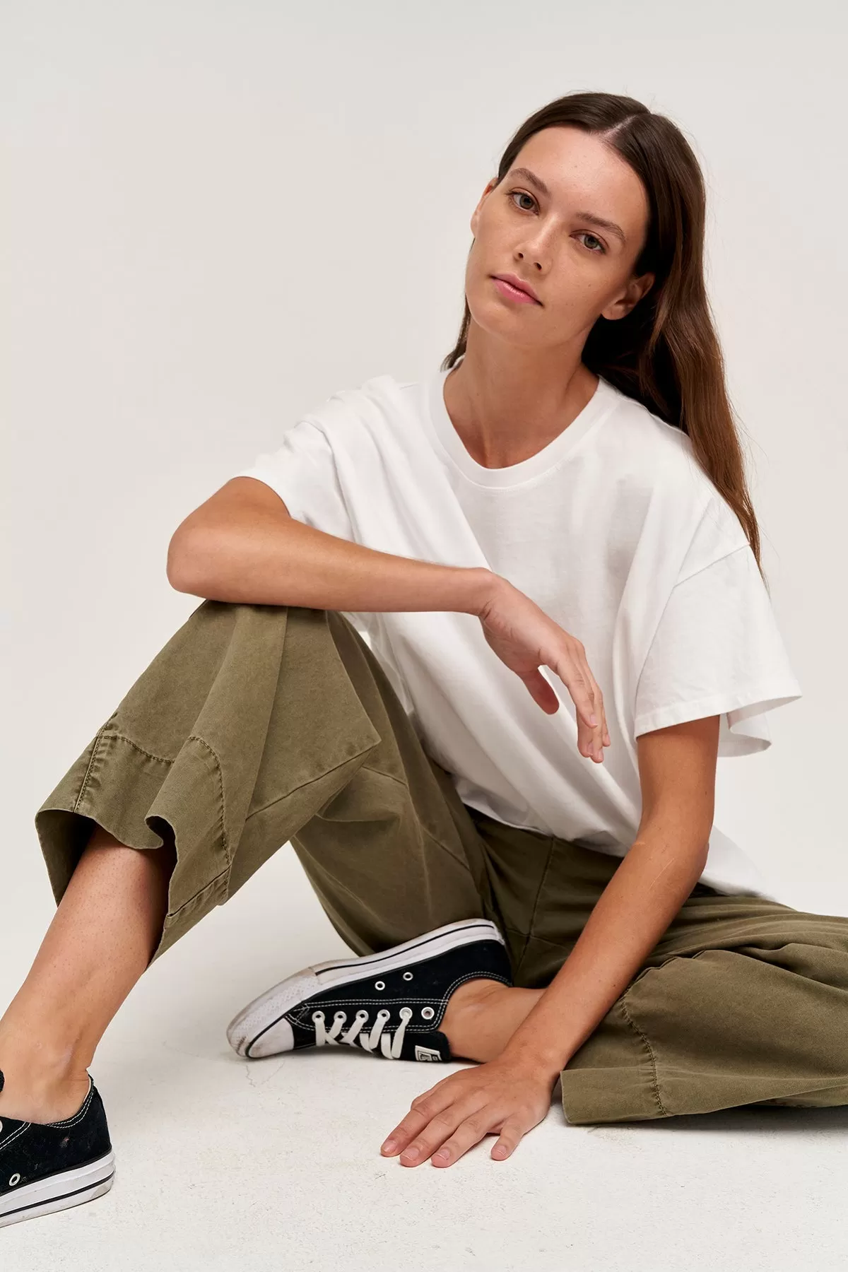 RACHELLE OVERSIZED CREW NECK TEE