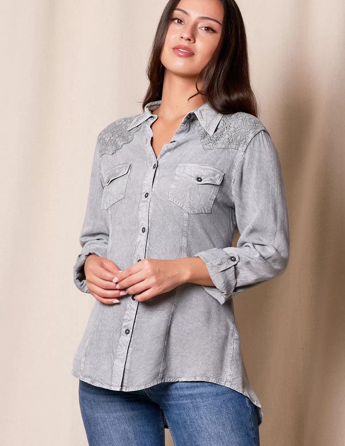 Rosie Hi-Lo Vintage Shirt - Silver Sky