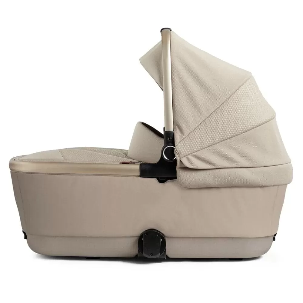 Silver Cross Reef with First Bed Carrycot and Travel Pack - Stone