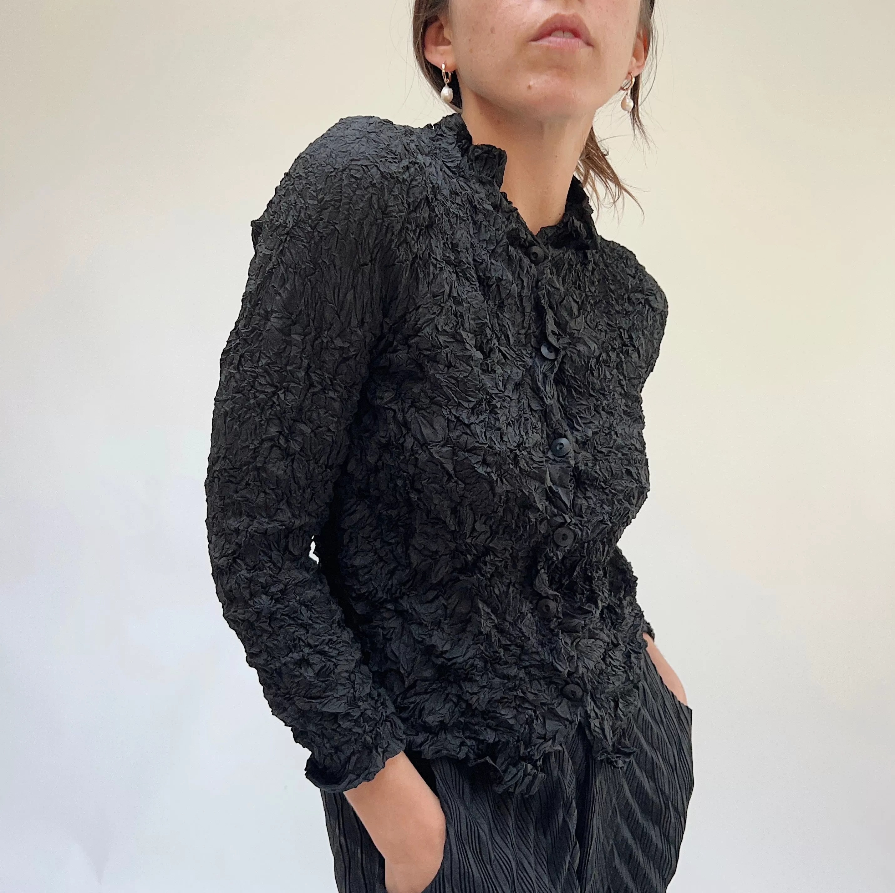 Vanite Couture | Crinkle Blouse in Black